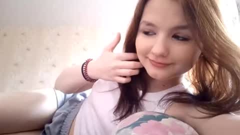 Lynn online show from February 11, 1:23 pm