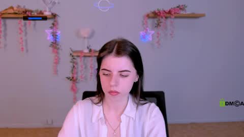 lyra_desire online show from May 21, 8:34 am