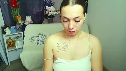 Vikki online show from May 5, 1:25 pm