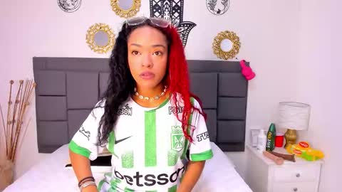 macarena_williams online show from March 25, 12:08 pm