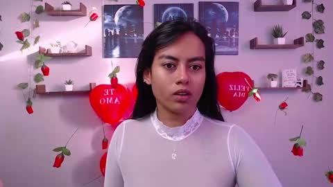 Snapshot of macey_hairy chatting on February 18, 12:17 pm Macey Elliot Modelo Independiente online show from February 18, 12:17 pm