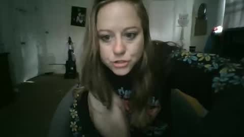 maceyloves online show from March 24, 1:49 pm