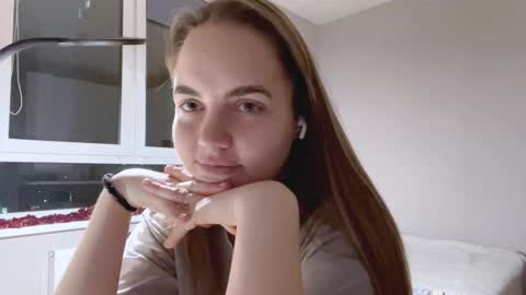 Alice online show from December 16, 3:18 pm