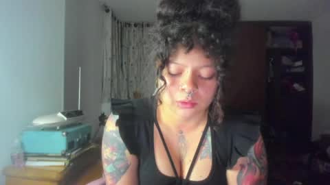 di online show from May 13, 2:06 am