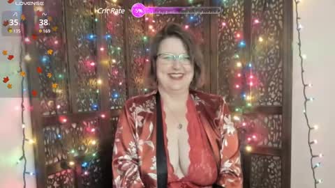 Snapshot of madam_verity chatting on December 24, 2:21 am Madam Verity online show from December 24, 2:21 am