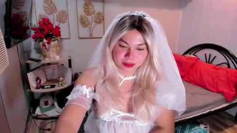 Ivy online show from December 1, 9:24 am