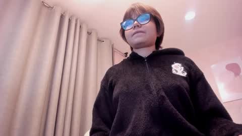 MADDIE online show from March 29, 8:46 am