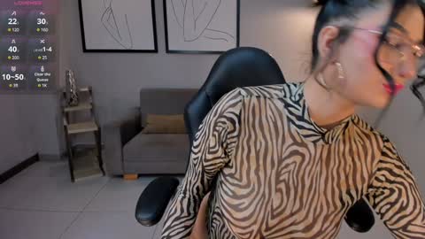 Maddison online show from January 8, 4:12 am