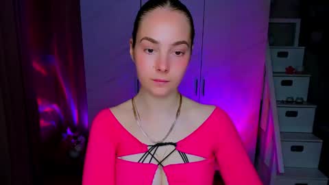 maddy_gate online show from May 11, 2:45 pm