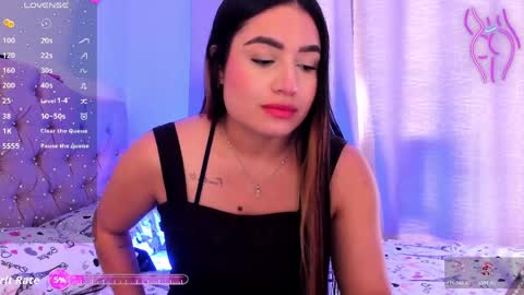 Maddy Connor online show from April 4, 6:18 pm