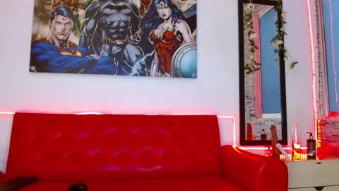 maddystone_ online show from March 1, 9:26 pm