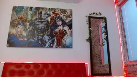 maddystone_ online show from February 20, 7:41 pm