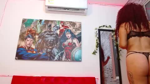 maddystone_ online show from February 12, 7:56 pm