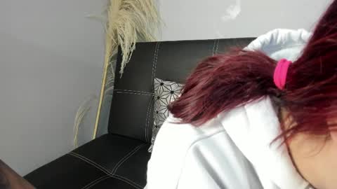 Madelaine  online show from May 6, 10:19 am