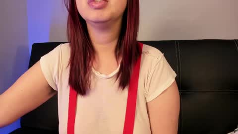 Madelaine  online show from May 13, 4:24 pm