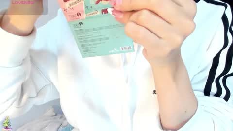 Madelin Clerk online show from December 29, 2:21 pm