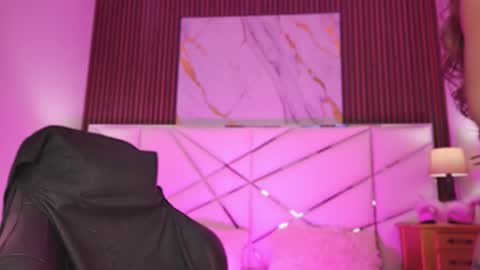 Madeline  online show from February 17, 12:21 am