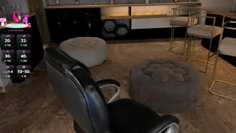 Madeline online show from November 12, 11:19 am