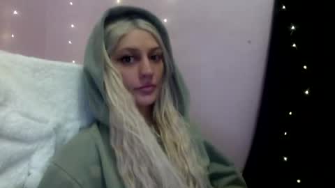 madeline online show from December 5, 9:21 am