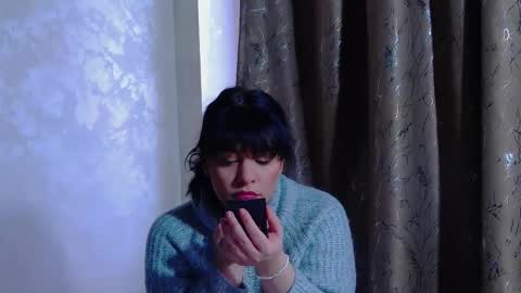 madelynvelure online show from February 5, 7:33 am