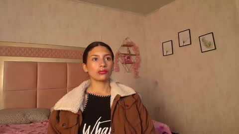 madhison_5 online show from May 27, 12:46 pm