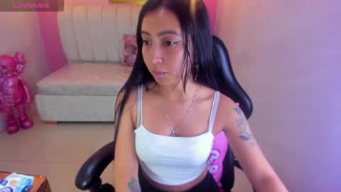 Madhison  online show from December 19, 8:12 pm