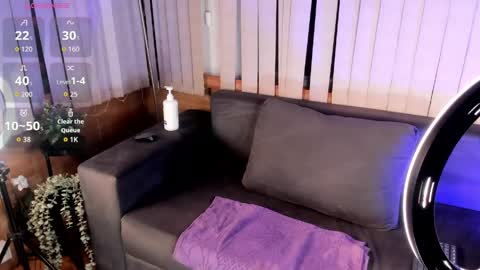 madii lenon online show from May 20, 1:57 am