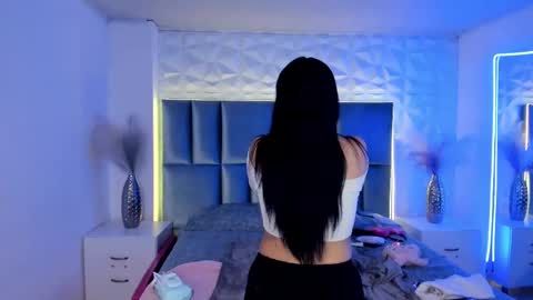 MADISON  online show from October 15, 11:57 am