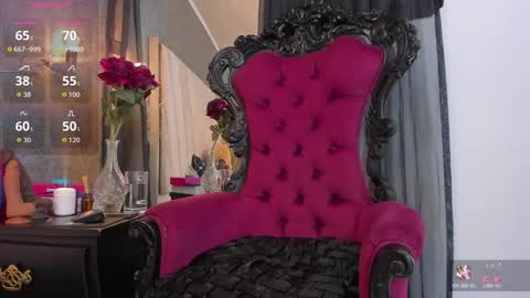 Madi online show from November 18, 1:45 pm