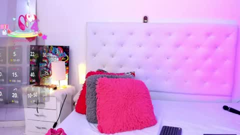 Jenny  online show from May 11, 2:56 pm