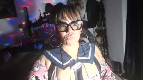 MadisonJayde online show from December 29, 3:33 am