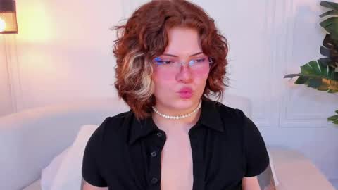 madissonmoore5 online show from September 22, 12:14 pm