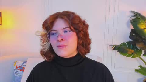 madissonmoore5 online show from September 17, 12:25 pm