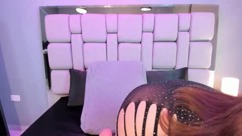 mady_collins online show from September 26, 12:03 pm