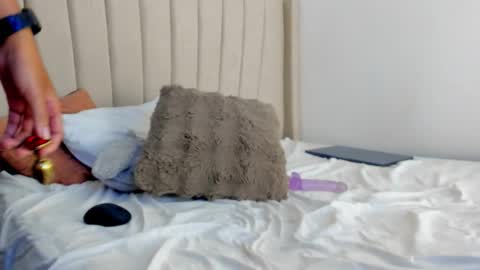 Mady online show from February 25, 12:20 am