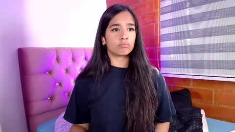 maeena online show from December 13, 3:43 pm