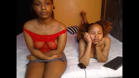 PENDO AND VIV online show from September 27, 5:47 am