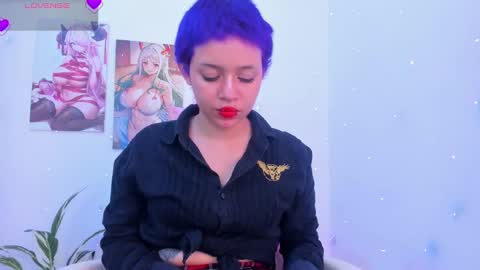 Maeve  online show from March 5, 12:33 pm