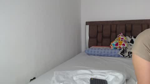 Snapshot of magdalena2608 chatting on December 2, 4:18 pm Maria online show from December 2, 4:18 pm
