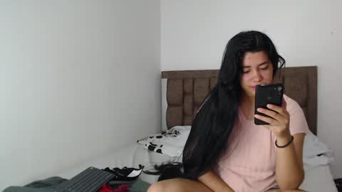 Snapshot of magdalena2608 chatting on December 23, 3:44 pm Maria online show from December 23, 3:44 pm