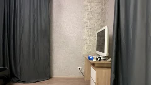 Marie online show from April 2, 7:11 pm