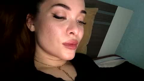 magggg658318 online show from May 24, 4:06 pm