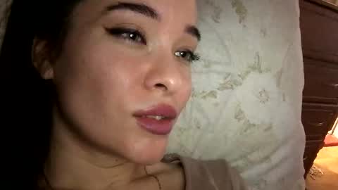 magggg658318 online show from December 28, 11:19 am