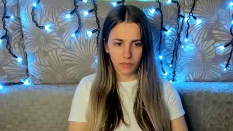Maggie online show from May 13, 4:40 am