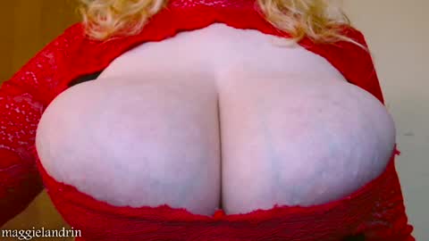 Maggie   online show from May 19, 5:03 am