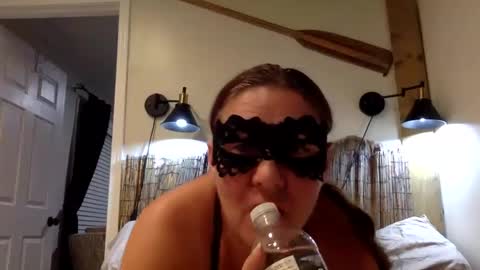 maggielinn2 online show from September 27, 2:30 am