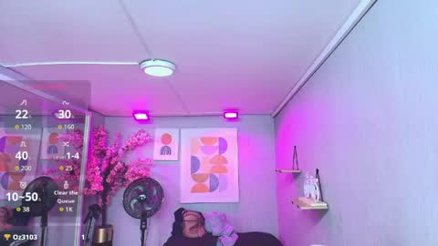Maggy online show from May 23, 4:33 am
