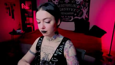 Magic Allie online show from May 13, 8:03 pm