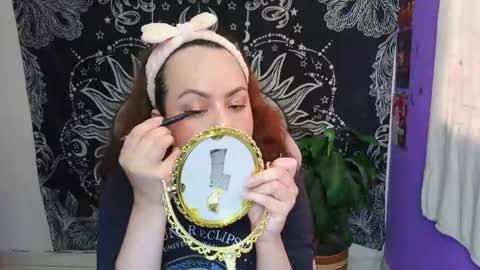 Claire online show from May 6, 9:52 pm