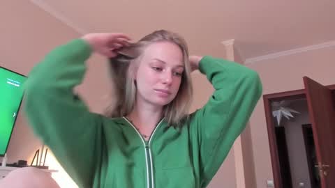 Alice  online show from February 28, 10:36 am